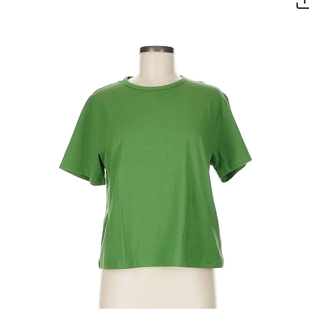 Athleta Green Essential Tee
